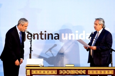 Más fugas en el Gabinete: Ferraresi deja Desarrollo Territorial y vuelve a Avellaneda