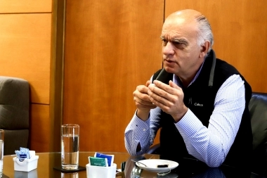 Grindetti lanzó su candidatura a la Gobernación y le dio el visto bueno a Kravetz en Lanús