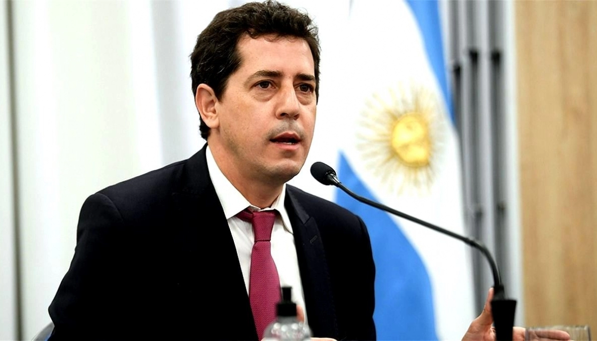 Wado De Pedro volvió a poner un manto de duda a la realización de las PASO