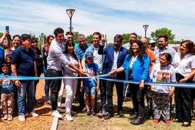 En San Vicente: Bianco, Barrios y Mantegazza inauguraron la plaza Amarilla de San José