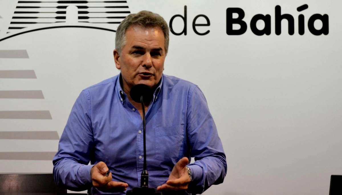 Gay se sumó a la oleada PRO: baja de tasas y empleados municipales en Bahía Blanca