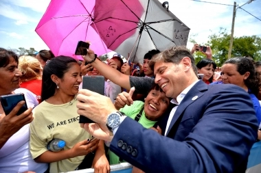 Kicillof inauguró, junto a Espinoza, un nuevo Jardín de Infantes en La Matanza