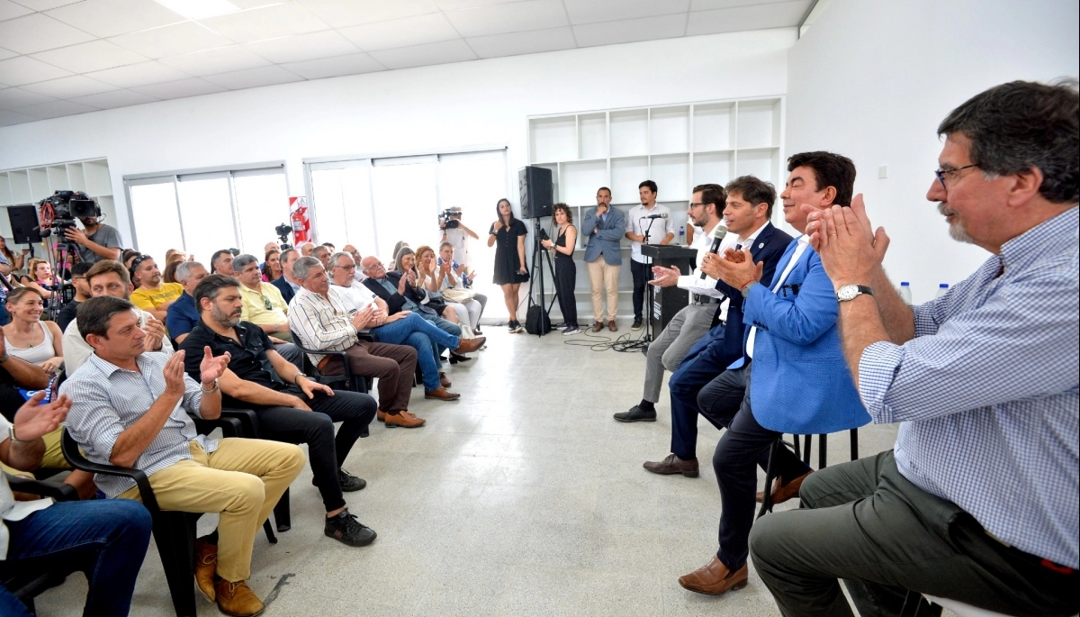 Kicillof visitó a Espinoza, en medio de la interna matancera con el Movimiento Evita