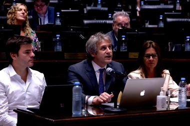 Felipe Miguel y su informe en la Legislatura porteña: por qué se retiró el bloque del Frente de Todos