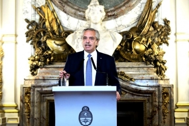 Alberto pidió que la Justicia investigue viaje de jueces, fiscales y funcionarios a Lago Escondido