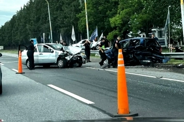 Antesala del fin de semana XXL: choque en cadena en la Ruta 2 y cinco heridos