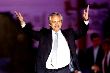 Tras el renunciamiento de Cristina, Alberto prepara su acto por sus tres años de gestión