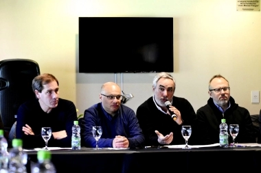 “Están ocultando algo”: la oposición presiona a Kicillof por informe de gastos presupuestarios