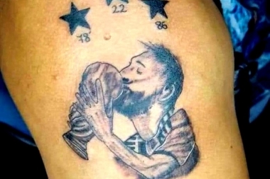 Podía “malir sal”: los peores tatuajes por la victoria de Argentina en Qatar