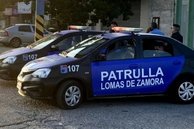 Motochorros en fuga: impactaron con un vehículo particular terminaron presos e internados