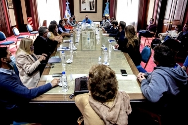 Cuándo cobro: calendario de pagos para estatales, policías y docentes en Provincia