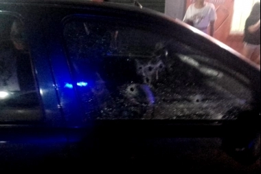 Mortal ajuste de cuentas en Villa Springfield: llegó a su casa y lo mataron en el auto