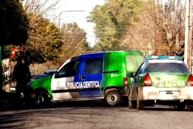 Bombazos en José C. Paz: lo fueron a identificar y le tiró una granada a la policía