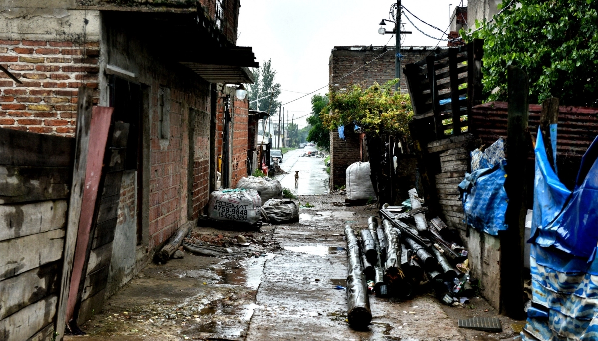 Villa Puerta 8: quedó en medio de una balacera y recibió un proyectil en la cabeza