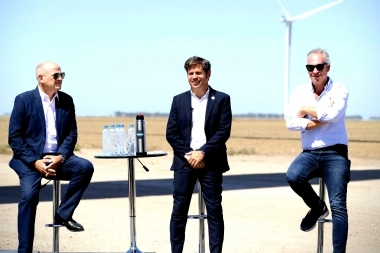 Kicillof supervisó la ampliación del Parque Eólico Pampa Energía IV en Coronel Rosales