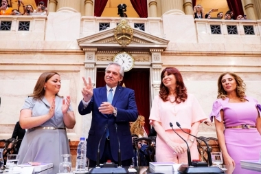 Apertura de Sesiones: discurso fuerte, con cánticos por la reelección y críticas a la justicia