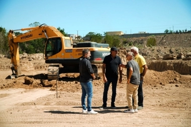Iniciaron las obras en La Plata para reconvertir la cantera de Hernández en un Parque Urbano