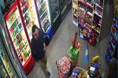 Florencio Varela: amenazó a nena de cuatro años, baleó al padre y robó un supermercado
