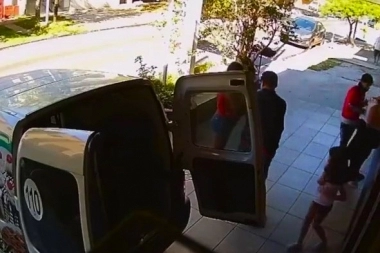 Gerli: asaltaron a dos clientas de una panadería frente a una niña aterrada