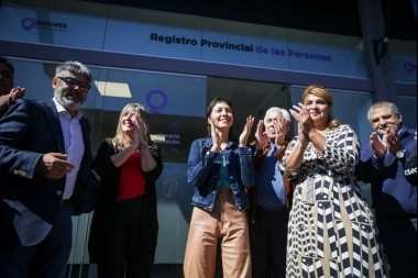 Mayra Mendoza y Álvarez Rodríguez inauguraron un Anexo de la municipalidad de Quilmes