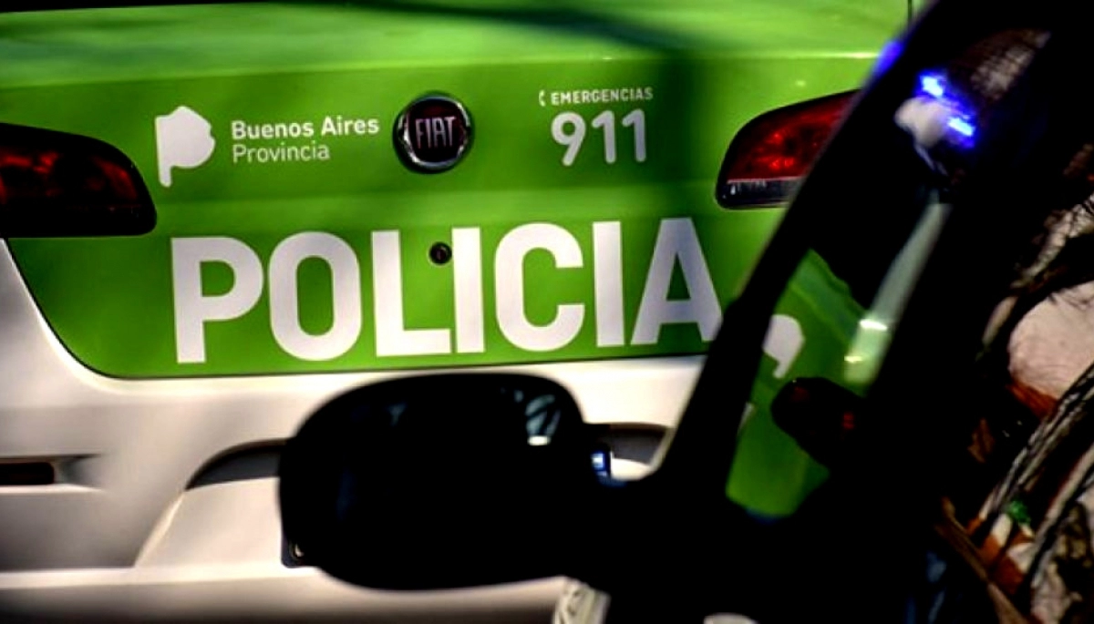 Llegó al hospital con su hija muerta y dijo que la hermana de siete la ahorcó con el pelo