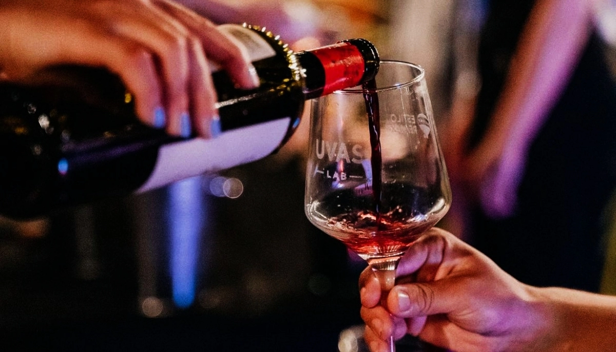Arte y vino: Uvas Lab Sunset Experience vuelve a las bodegas de City Bell