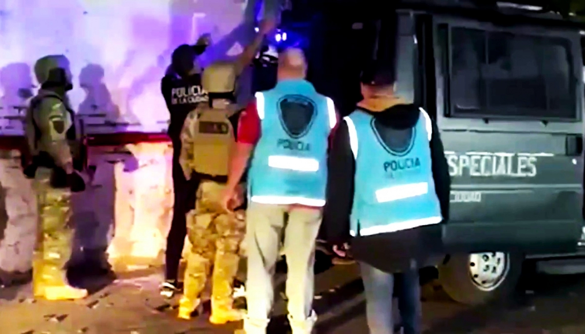 Amenazó de muerte a su pareja, lo allanaron y se desbarató una "pyme" de narcomenudeo