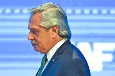 Qué dijeron Massa, Wado y La Cámpora sobre la renuncia de Alberto a su candidatura