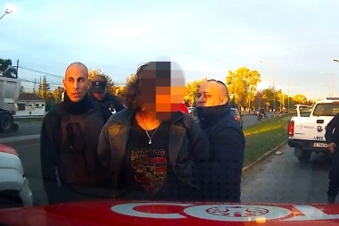 "Dormía la mona", intentó escapar y arriesgó la vida de los policías