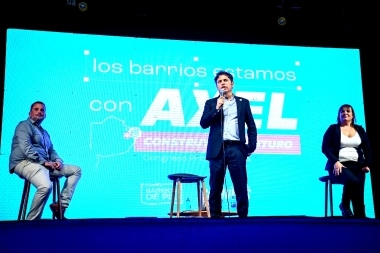 En masivo acto en Ensenada, Movimiento Sociales apoyaron la reelección de Kicillof