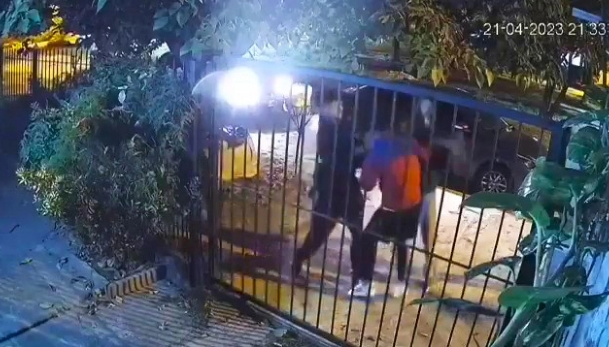 Berazategui: le sacaron el auto en un robo al voleo y luego lo golpearon para "desnudarlo"