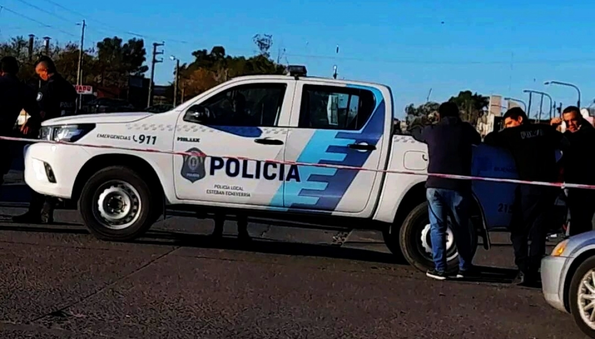 Un sargento de la Bonaerense intentó identificar a los ocupantes de un Vento y lo asesinaron