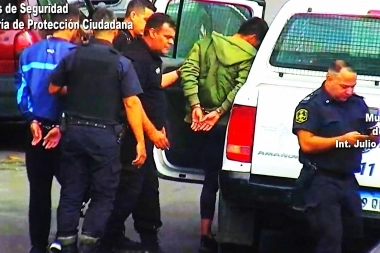 Robaron un local de ropa y dos semanas después cayeron por la tecnología