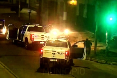 Robó una Jeep y lo detuvieron luego de un impactante choque que lo mandó al hospital