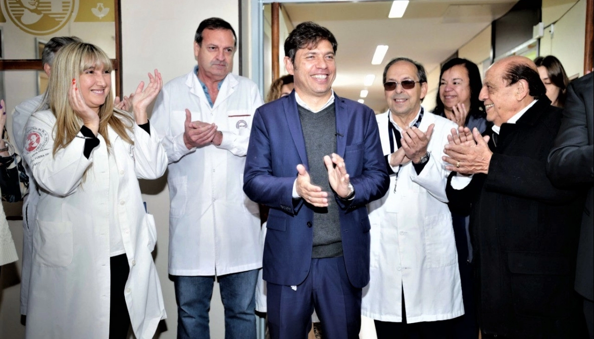 En su recorrida bonaerense: Kicillof visitó obras en un hospital de Berazategui