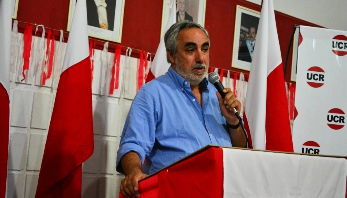 Miguel Fernández no irá por la relección en Trenque Lauquen y presentó a su candidato