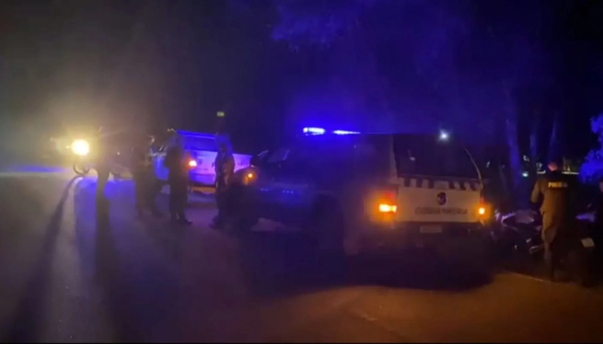 ¿Guerra de bandas? Los interceptó en la calle y con una lluvia de balas hirió a un joven de 22 años