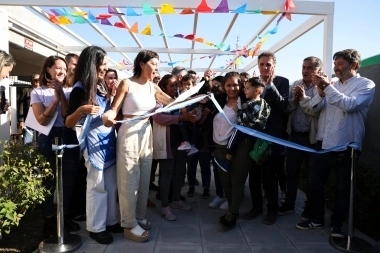 Katopodis y Mayra Mendoza inauguraron el Centro de Desarrollo Infantil “Néstor Kirchner”