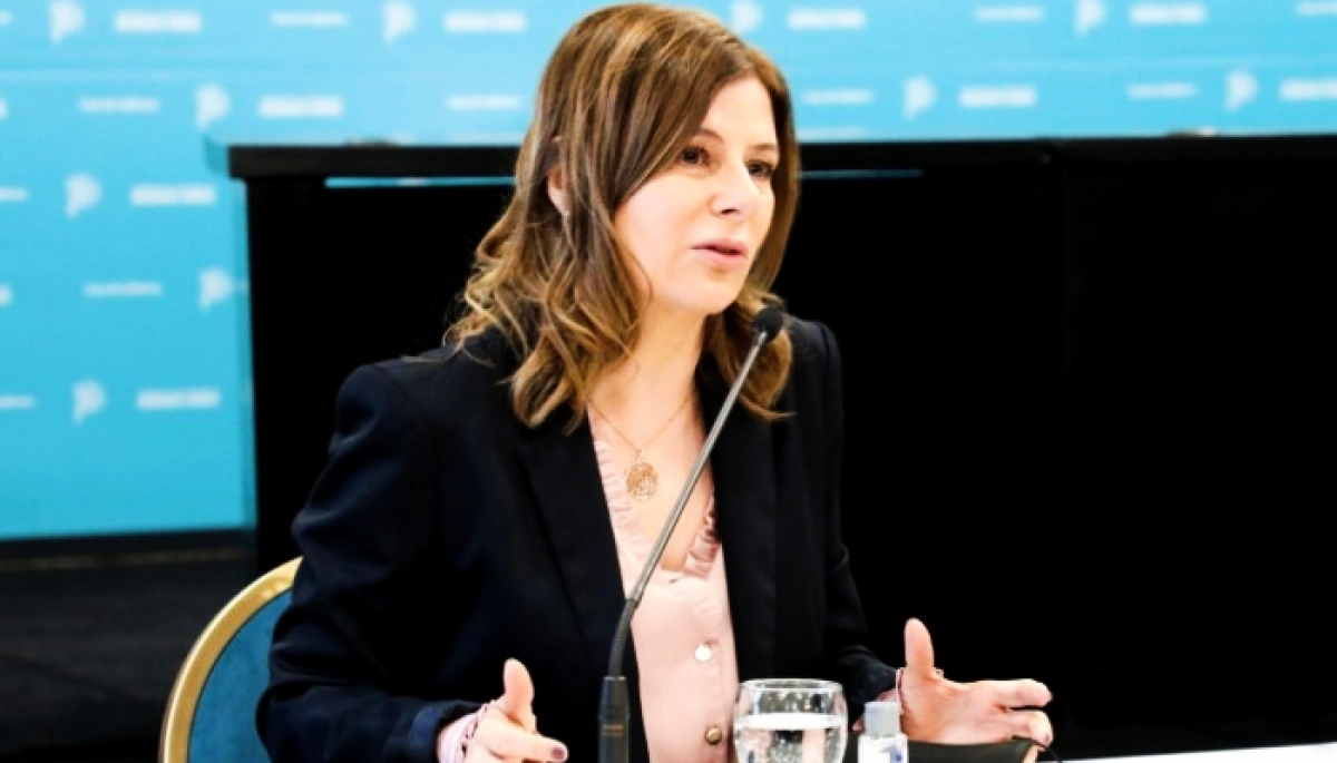 Saintout destacó la reglamentación de la ley que reconoce Sala de Teatro Independiente