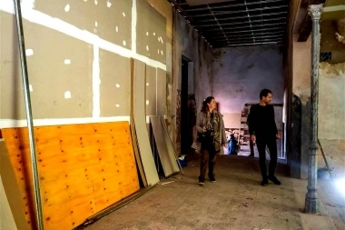 Petrecca recorrió las obras en el Teatro Italiano: "Estamos recuperando un símbolo de la ciudad”