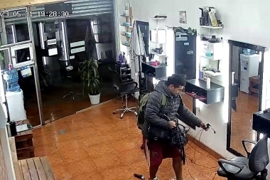 Violento robo a una barbería: "Este mundo no es para los buenos", dijo una de las dueñas