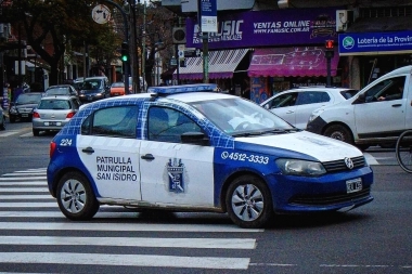 Detuvieron a un colombiano que se dedicaba a desvalijar automóviles