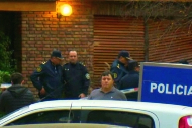 Escruche sangriento: se resistió y lo mataron con un tiro en la cabeza, la esposa lucha por su vida