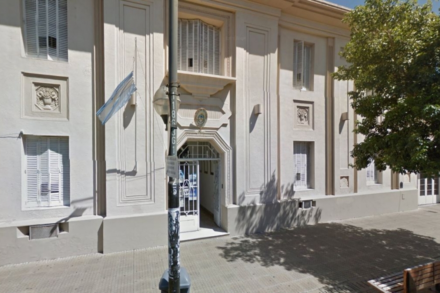 Ratifican prisión para los ocho policías detenidos por coimas en la departamental platense