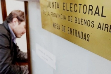 Se presentaron sólo cuatro alianzas para los cargos provinciales