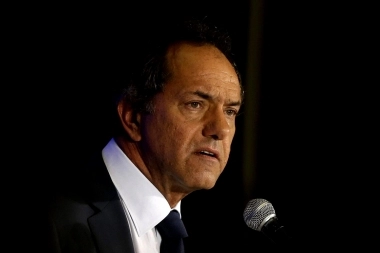 “No soy títere de nadie”: Scioli defendió su candidatura y cruzó al PJ bonaerense