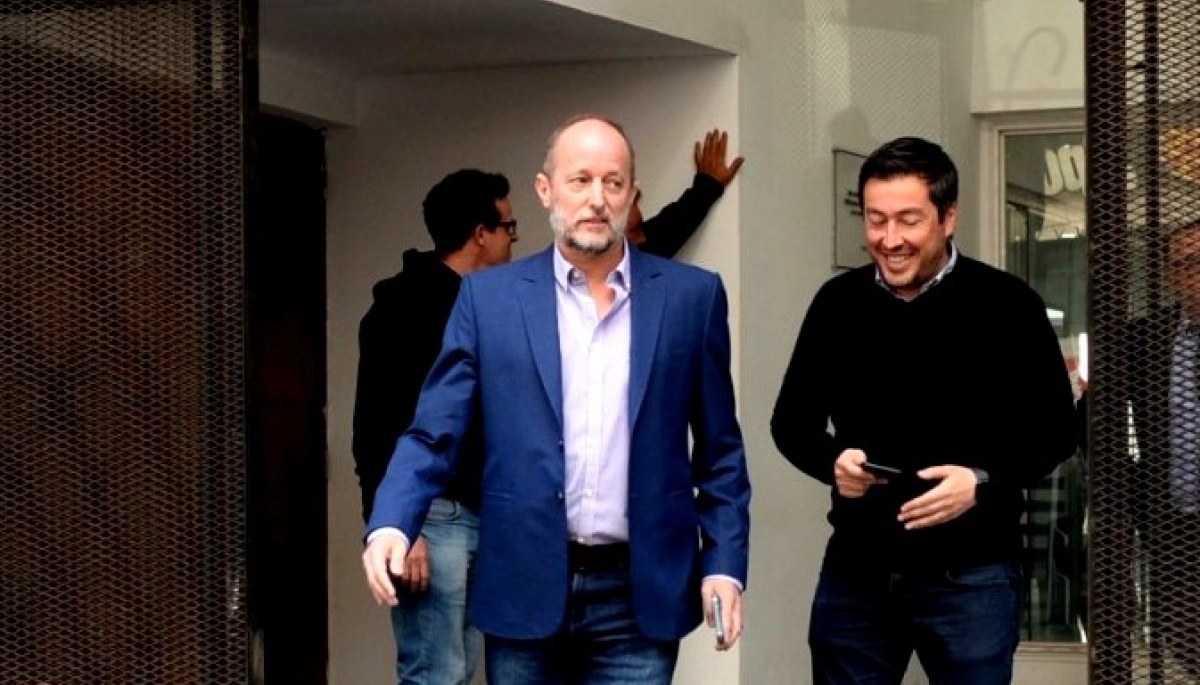 Los intendentes advierten a Scioli que si no hay lista de unidad irán con el candidato de Cristina