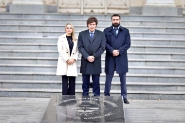 Milei eligió su fórmula para la Gobernación: Piparo y el abogado Francisco Oneto