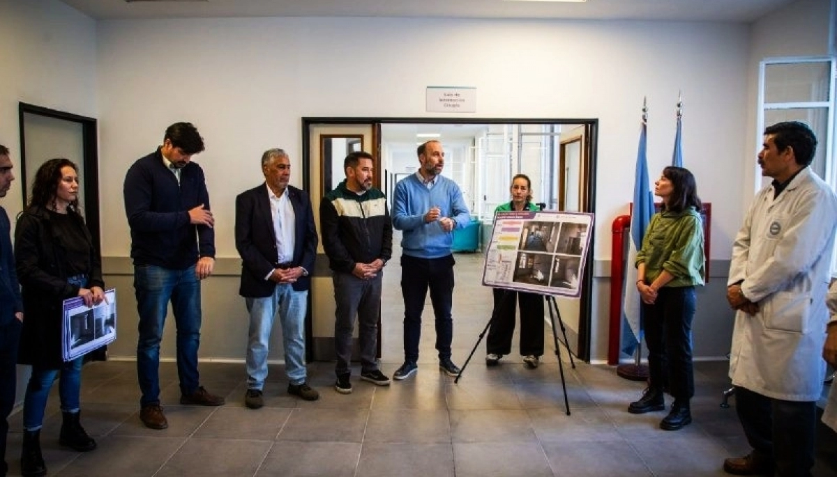 En Quilmes, la Provincia y el municipio presentaron una sala de Cirugía en un hospital local