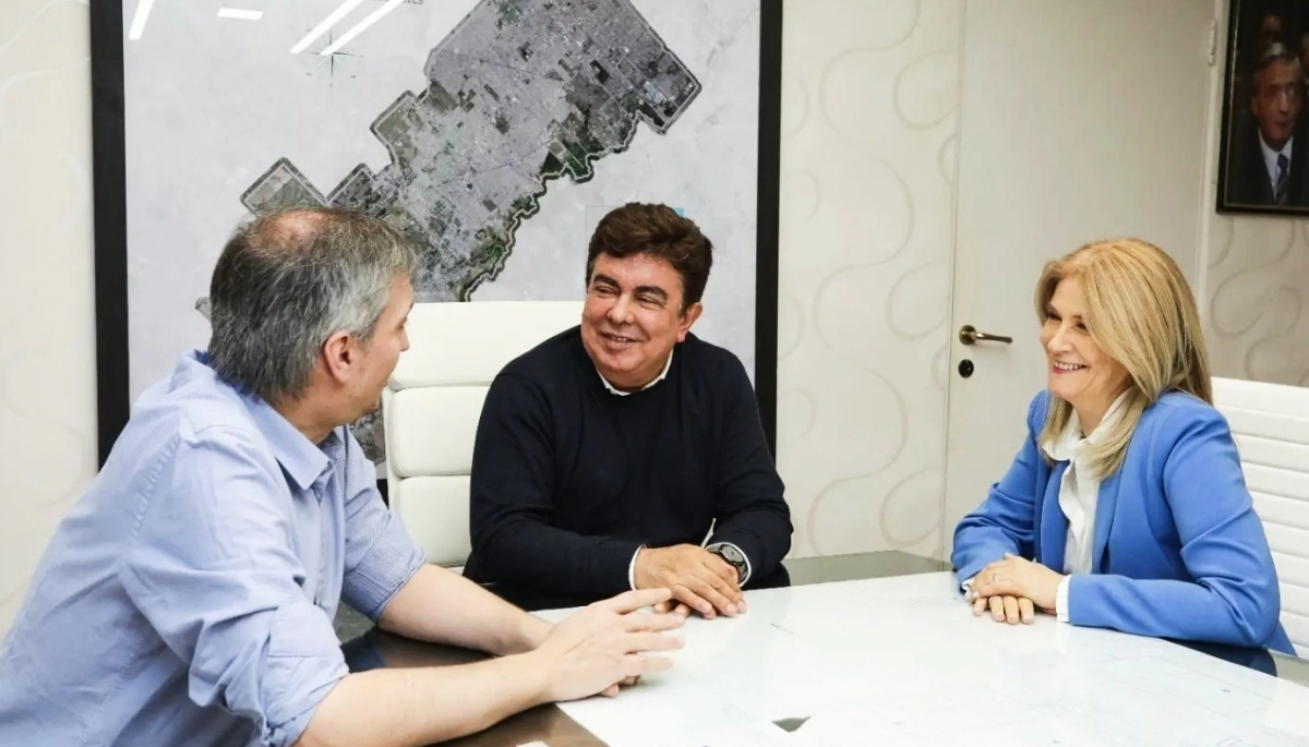 Máximo se reunió con Espinoza y Magario para calmar las aguas luego del cierre de listas